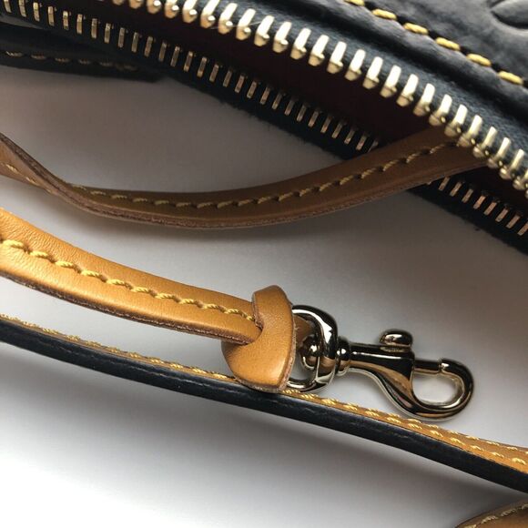 DOONEY & BOURKE 1975 Signature Purse DB Handbag black and gold with red lining - Picture 10 of 13